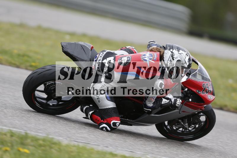 Archiv-2025/08 20.04.2025 Speer Racing ADR/Gruppe gruen/254